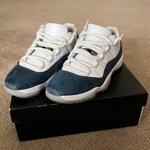 JORDAN 11 LOW NAVY SNAKESKIN , Size: 10.5